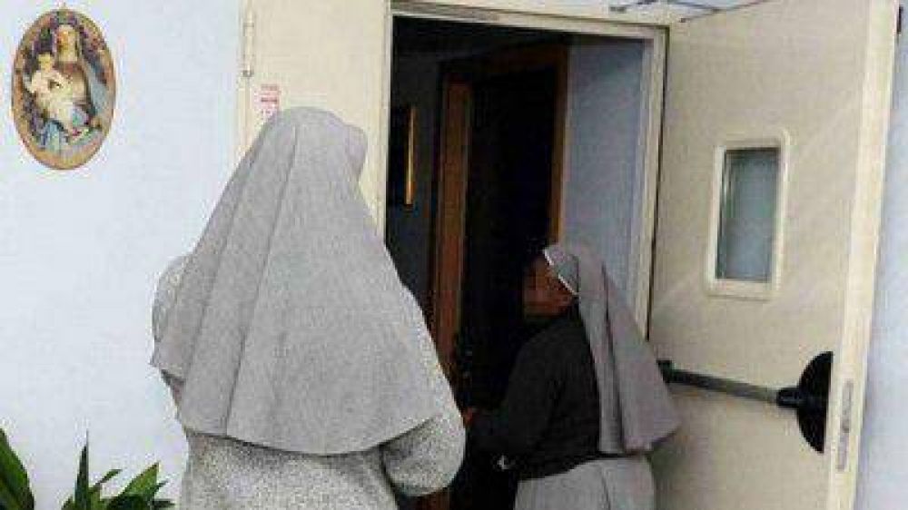 Monja fue internada por �dolor de panza�, pero estaba embarazada: al beb� le puso Francisco