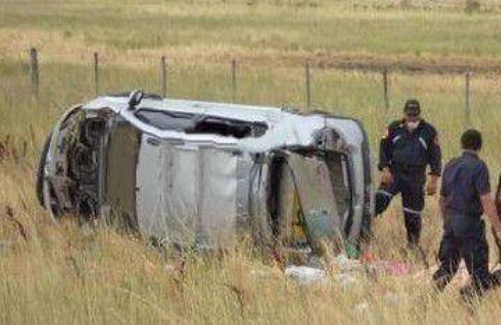 Dos hermanas mendocinas fallecieron en un choque cuando volv�an de vacacionar en Necochea