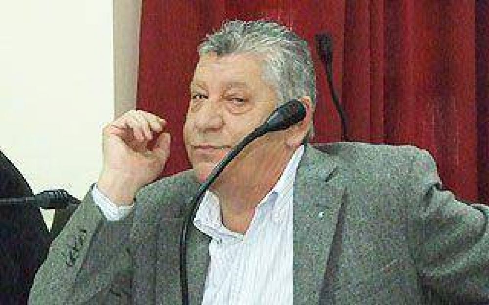 �Quisieron hacer un espect�culo para la tribuna y les sali� mal�