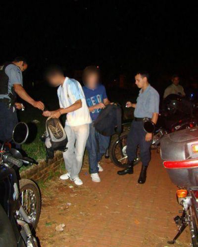 Diez detenidos, veinte motos incautadas y varios locales clausurados durante operativos conjuntos en Posadas