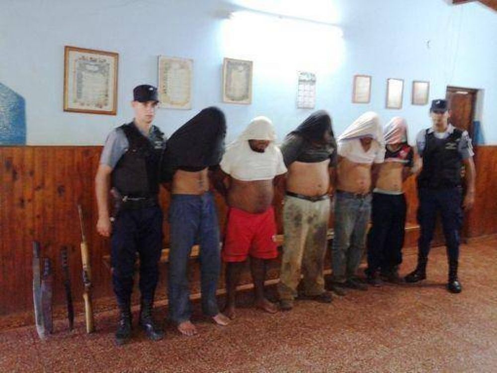 Violento robo a un agricultor en San Vicente termin� con cinco detenidos y armas secuestradas