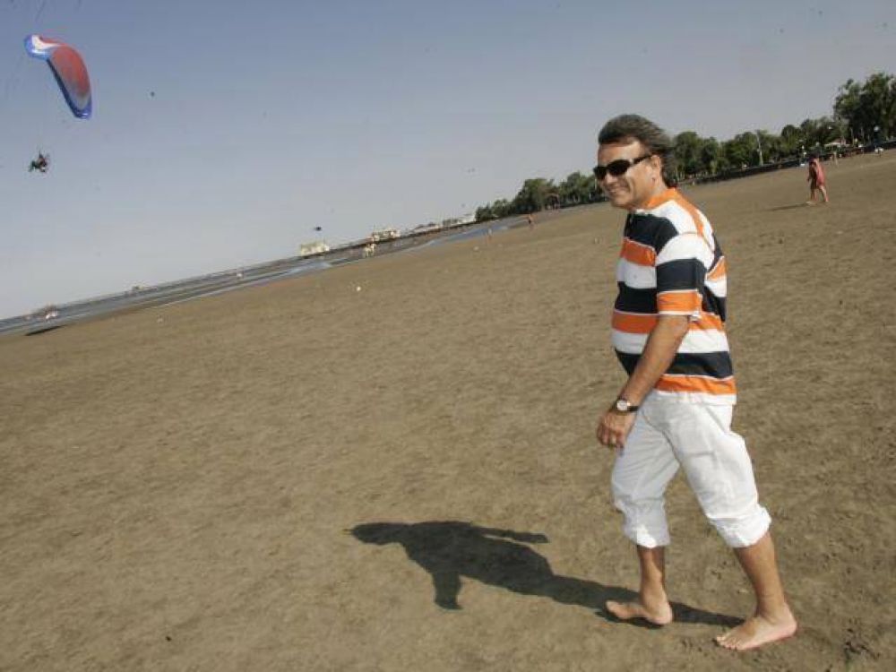 Guti�rrez recorri� la ribera