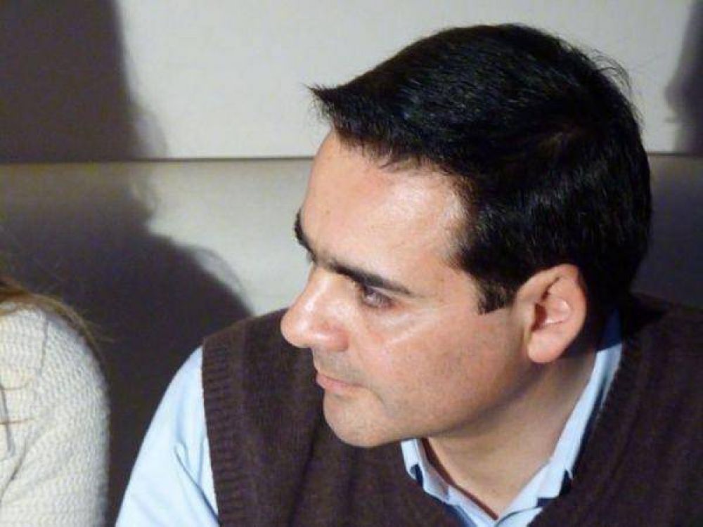 �El gobernador est� mas cauteloso�