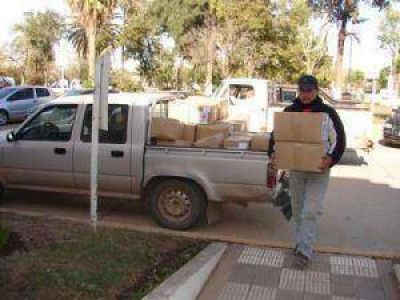 Donan larvicidas para 10 mil dep�sitos de agua en Charata 