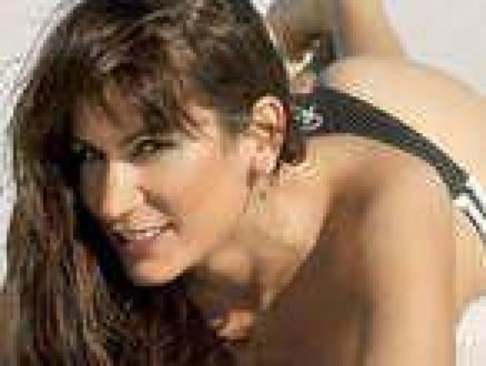 La provocativa sesi�n de fotos de la secretaria hot de Mujica