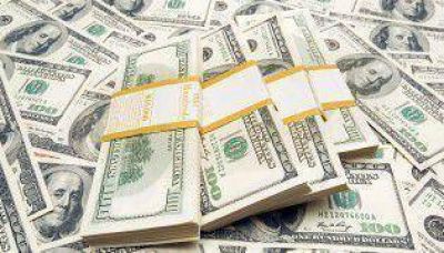 Afloj� el dolar blue