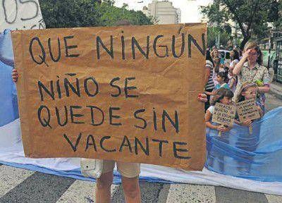 Padres y docentes convocan marcha al Ministerio de Educaci�n