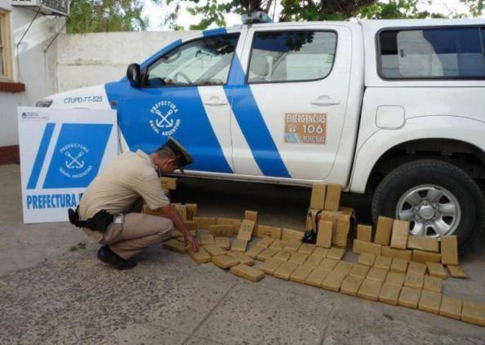 Secuestraron m�s de 77 kilos de marihuana que ven�an de Paraguay