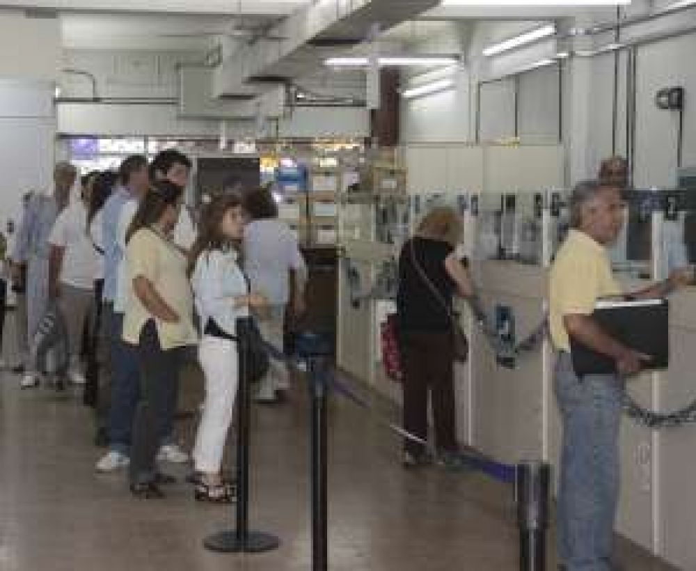 Por el cobro de plus, la OSP echa cada vez m�s m�dicos