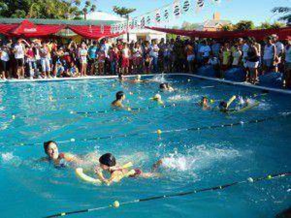 Se realiz� con �xito el Torneo Regional de Nataci�n organizado por la Municipalidad local