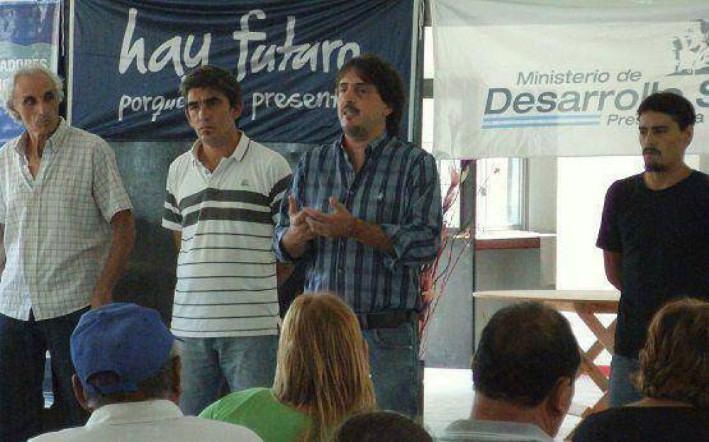 Desarrollo Social y Salud llevan entregados 4000 pares de lentes