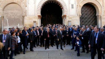 La ONU est� "decepcionada" de Ir�n y cancel� su invitaci�n a Cumbre para la Paz en Siria
