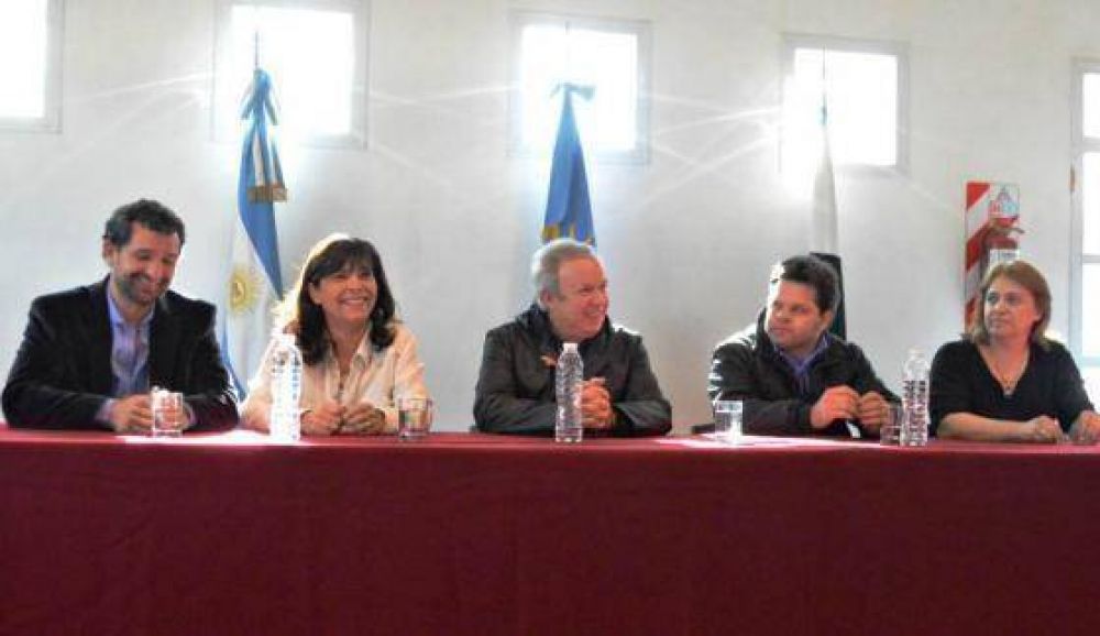 Peralta �Todo mi empe�o esta puesto en alcanzar las soluciones que necesita la Provincia�
