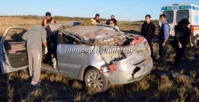Vuelco en Ruta 3 deja como resultado una familia lesionada