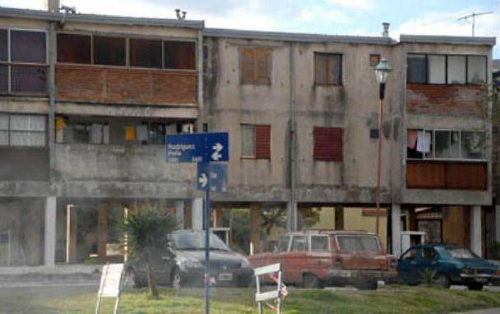Fue a recuperar su bicicleta y le dispararon en el pie