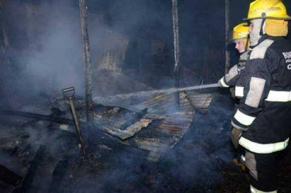 Desconocidos incendiaron una casa: �Pir�manos sueltos? 