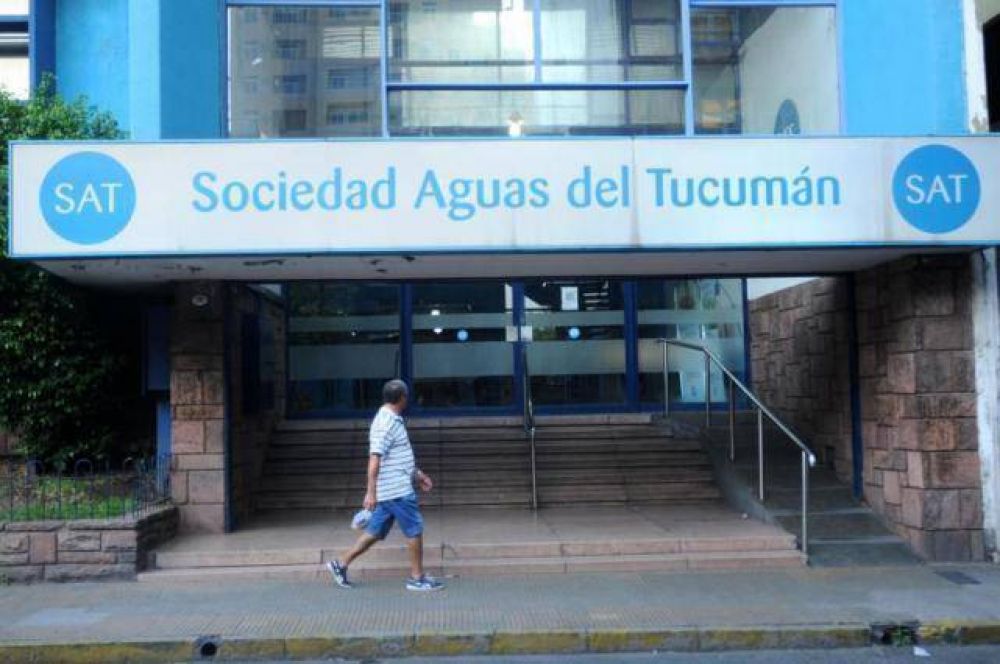 El ente de control dice que a muchos les falta el agua porque otros la derrochan
