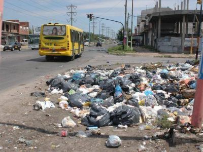 Piden a Covelia que levante los residuos