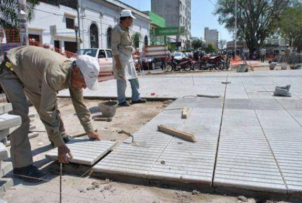 Recuperaci�n de plazas, eje de obras en la ciudad