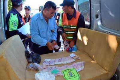 La Polic�a Caminera detuvo a 4 sujetos que hab�an robado m�s de 40 mil pesos en S�enz Pe�a