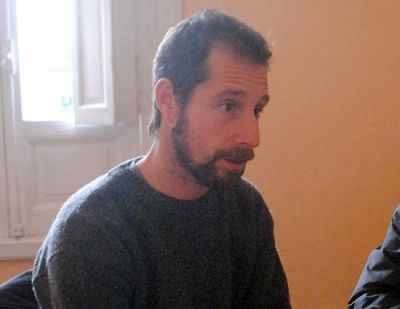 Carlos Gil: �Por ahora usamos el local como dep�sito�