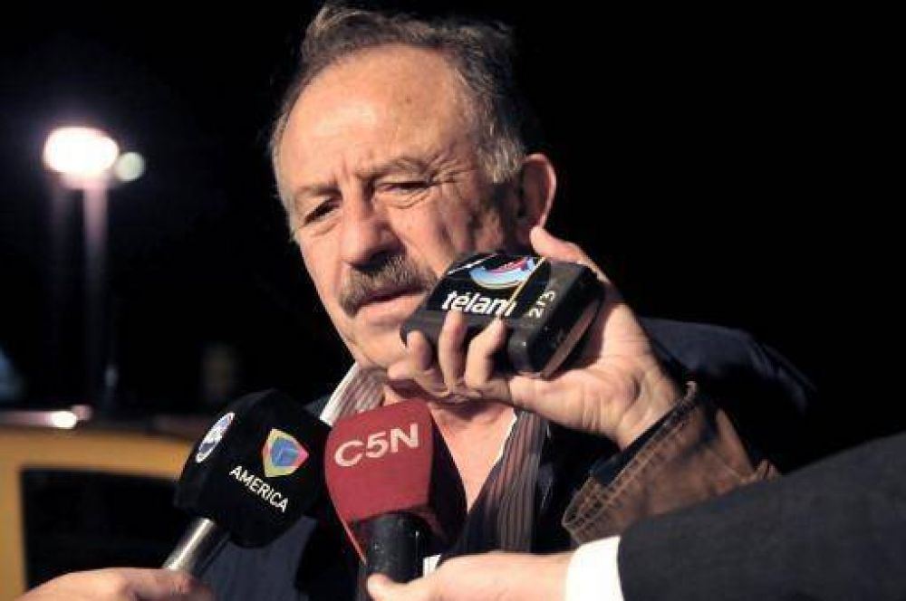 "No puede salir nada positivo de Barrionuevo y Moyano", sostuvo Yasky