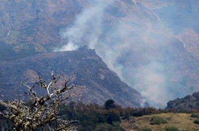 Logran contener uno de los focos en Neuqu�n, pero otro sigue activo