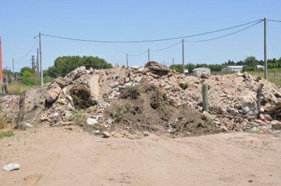 Otra vez la pol�mica: Larra�aga anunci� el cierre de dos calles en la Laguna