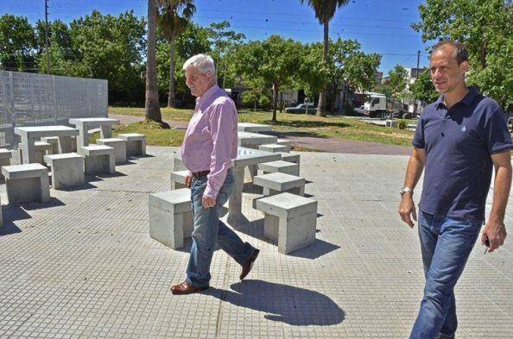 �ltima etapa de los trabajos en la Plaza de los Inmigrantes Italianos