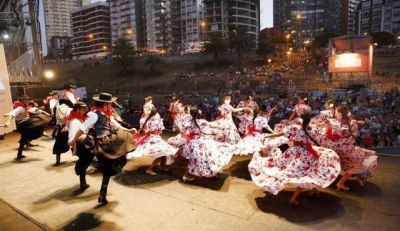M�s de 5.000 turistas disfrutaron la Fiesta Nacional de Vendimia en Mar del Plata