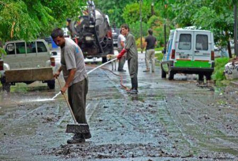 Realizan en San Fernando trabajos de limpieza de sumideros por las fuertes lluvias 