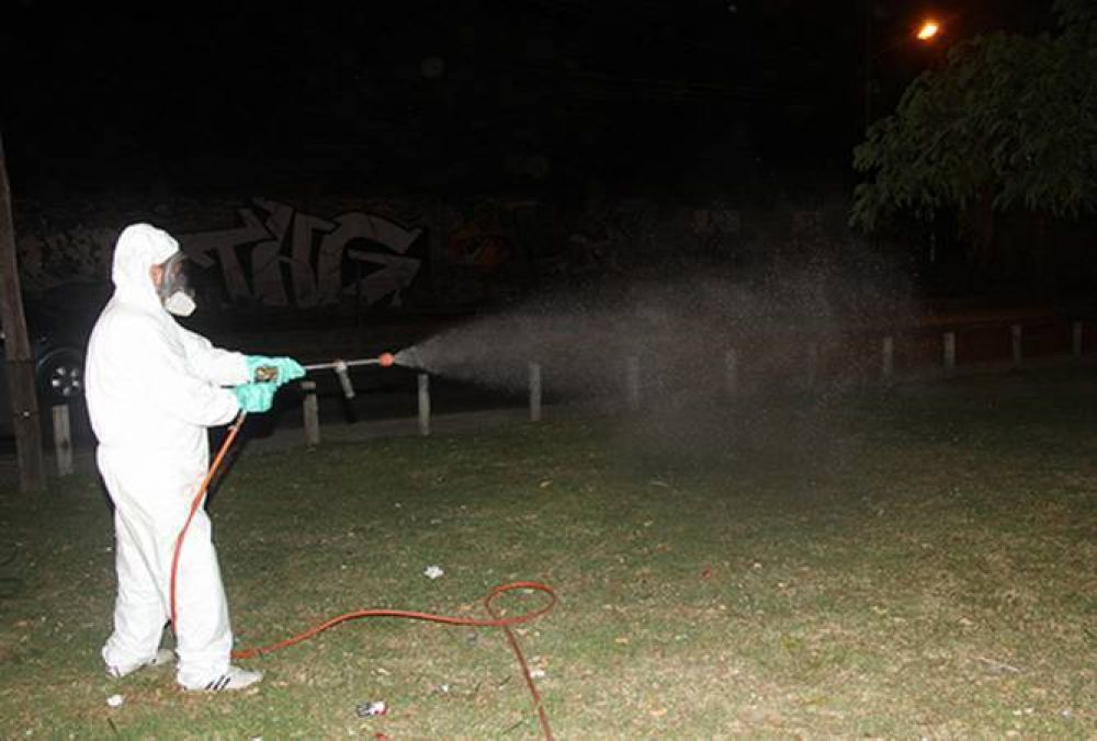 En San Isidro fumigan contra el dengue  