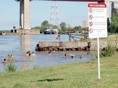 Atenci�n, solo hay que ba�arse en lugares que est�n permitidos