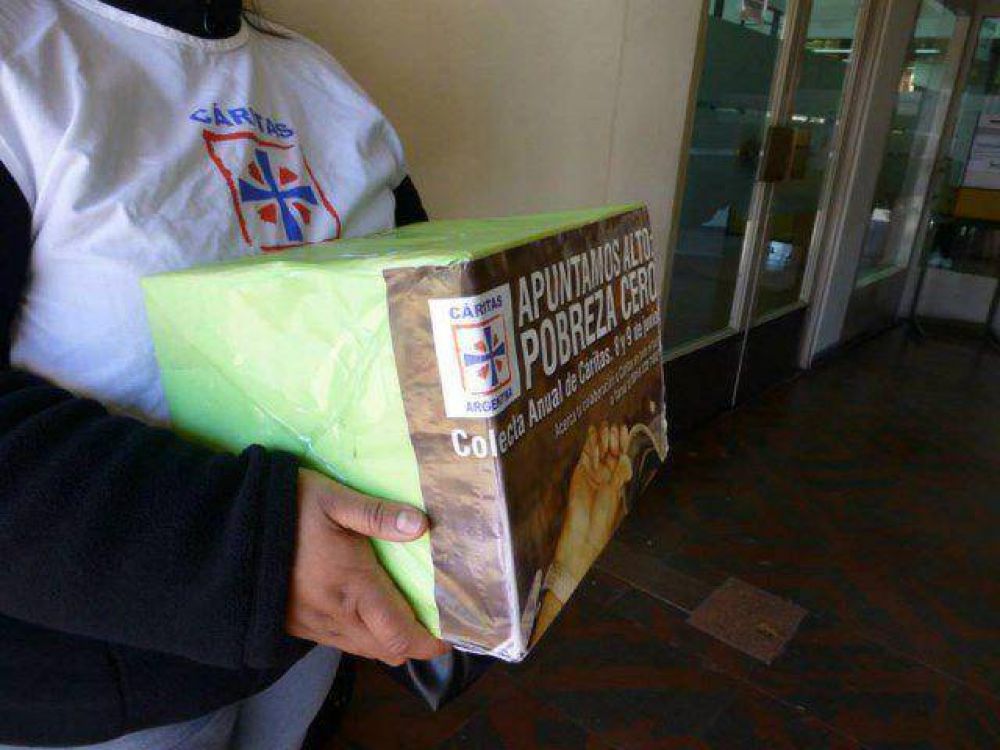 Karen Copello: �unas 150 familias acuden a Caritas por ropa o alimentos�