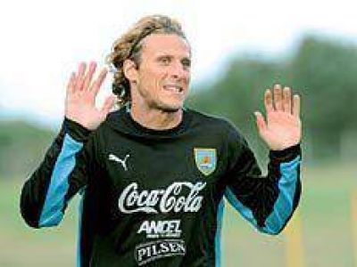 Forl�n y Kak�, un duelo de goles y millones de euros
