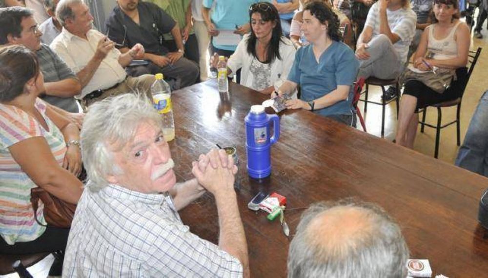 En diciembre, sueldo y SAC insumieron 95% de los ingresos
