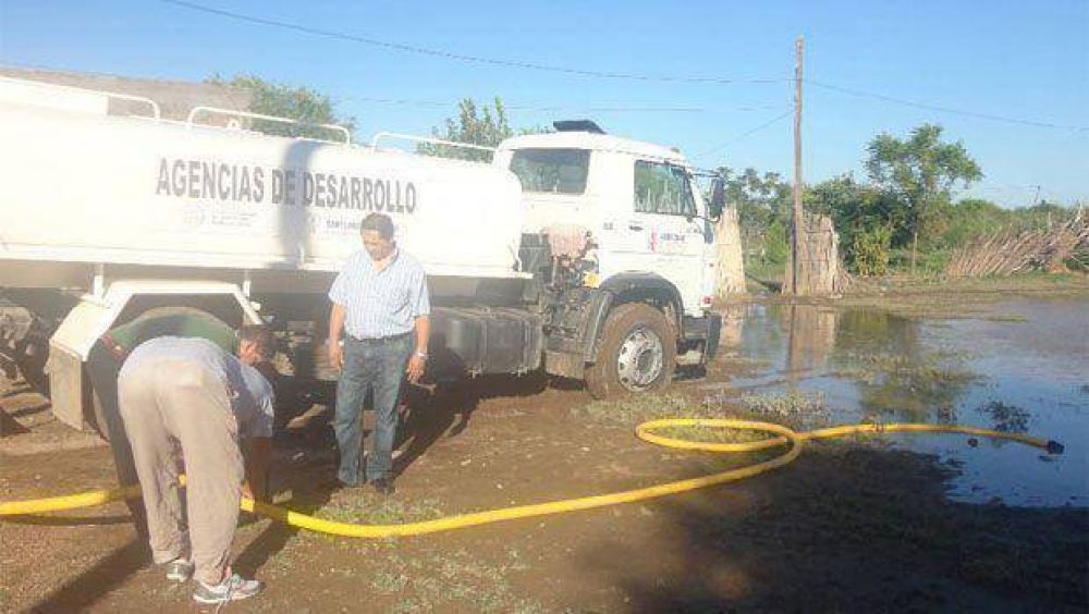 La Banda: contin�a la asistencia a familias afectadas por la lluvia