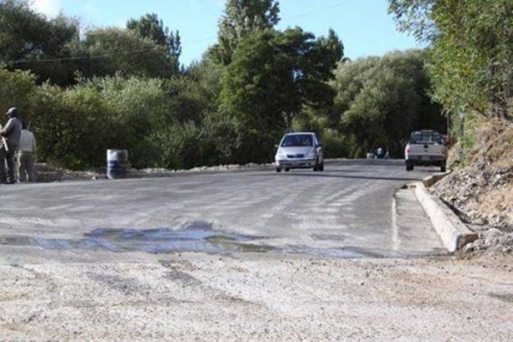 El municipio planea construir veredas en la calle Ruiz Moreno y en Los �ires