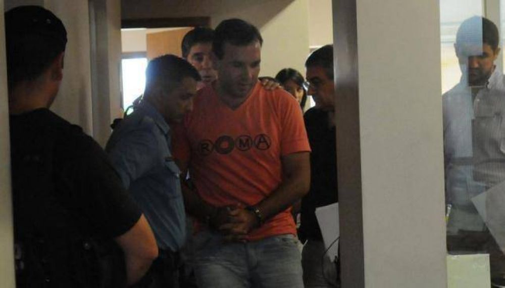 Resuelven situaci�n de polic�as detenidos