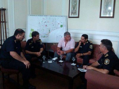Reconocen compromiso en la c�pula policial para mejorar la seguridad en taxis