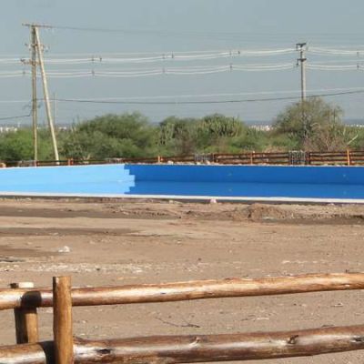 Ultiman terminaciones en los nuevos piletones de la zona sur