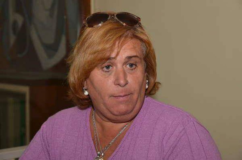 "Si no hay un acuerdo digno puede llegar a peligrar el inicio de clases"
