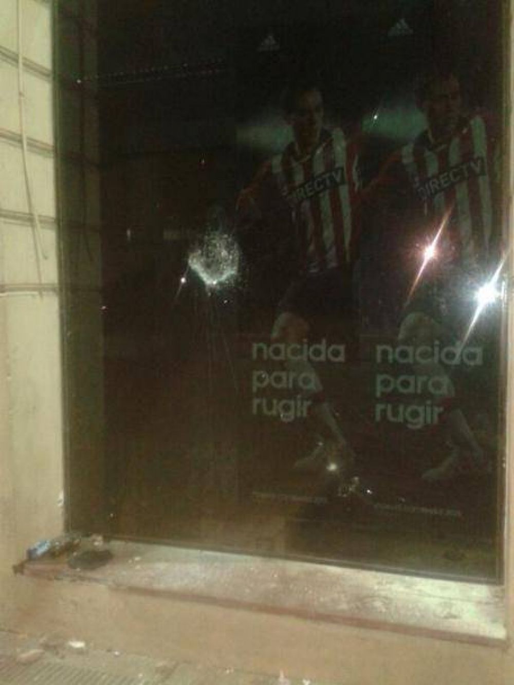Desconocidos atacaron la sede del club Estudiantes