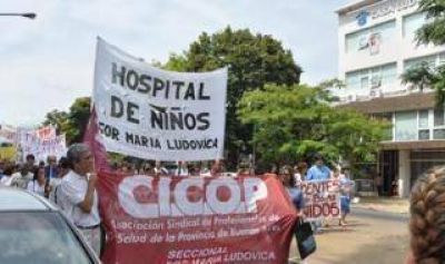  Contin�a el paro de los m�dicos de Cicop