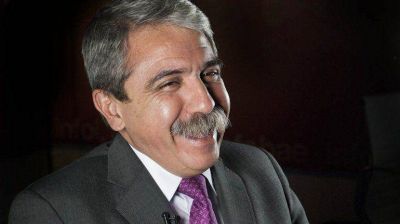 "Massa no tiene capacidad ni para pasar por la puerta de la Casa de Gobierno"