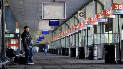 La UTA amenaza con tres d�as de paro en micros de larga distancia