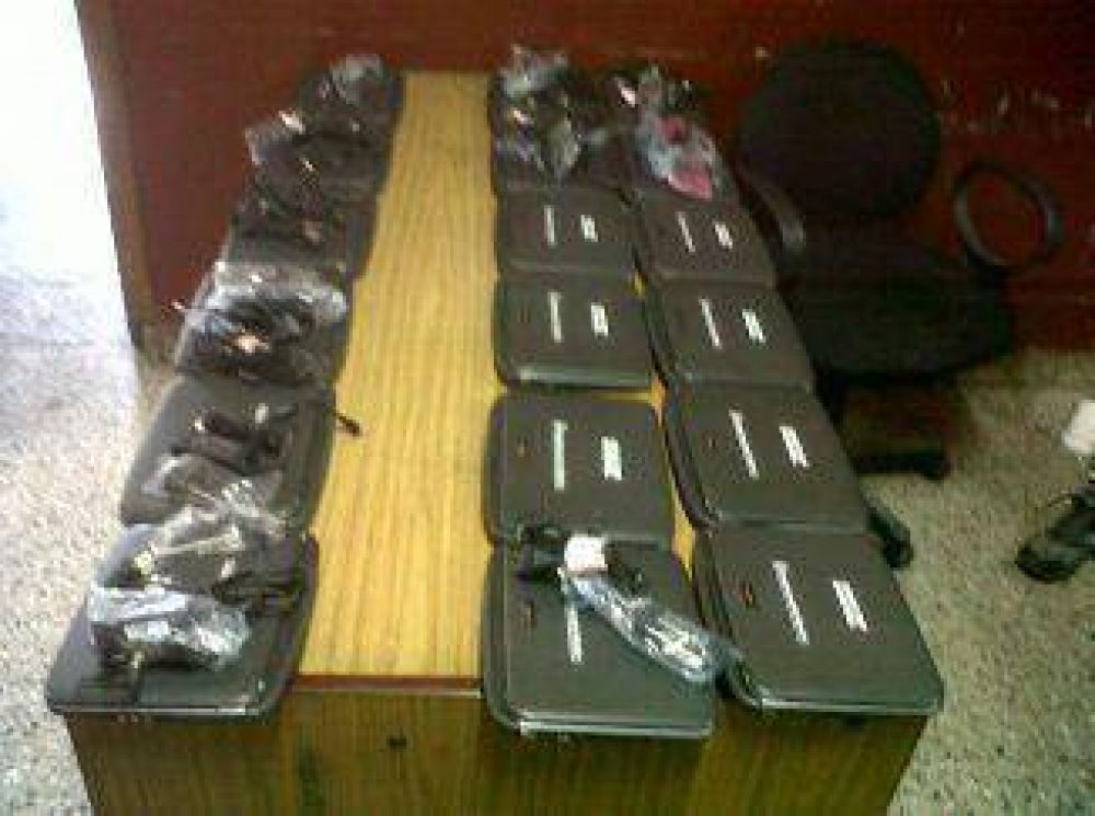Robaron netbooks en una escuela de Solano