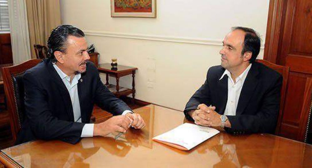 Corral se reuni� con Galassi