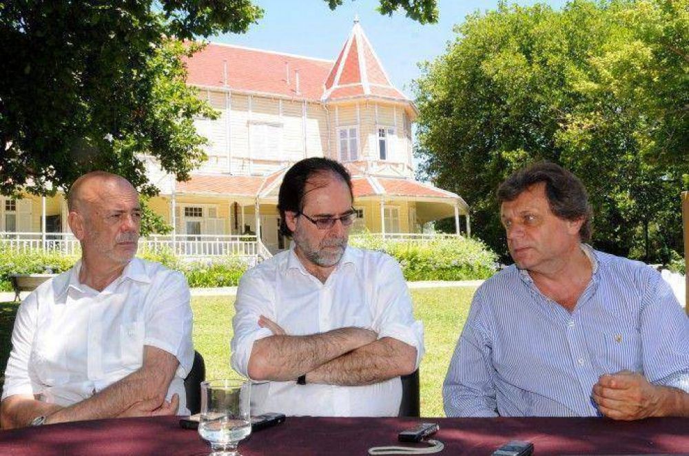 Concurso nacional de arte para la construcci�n de un monumento para el Paseo Latinoamericano