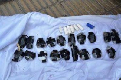 EN RAWSON SECUESTRARON COCA�NA Y MARIHUANA